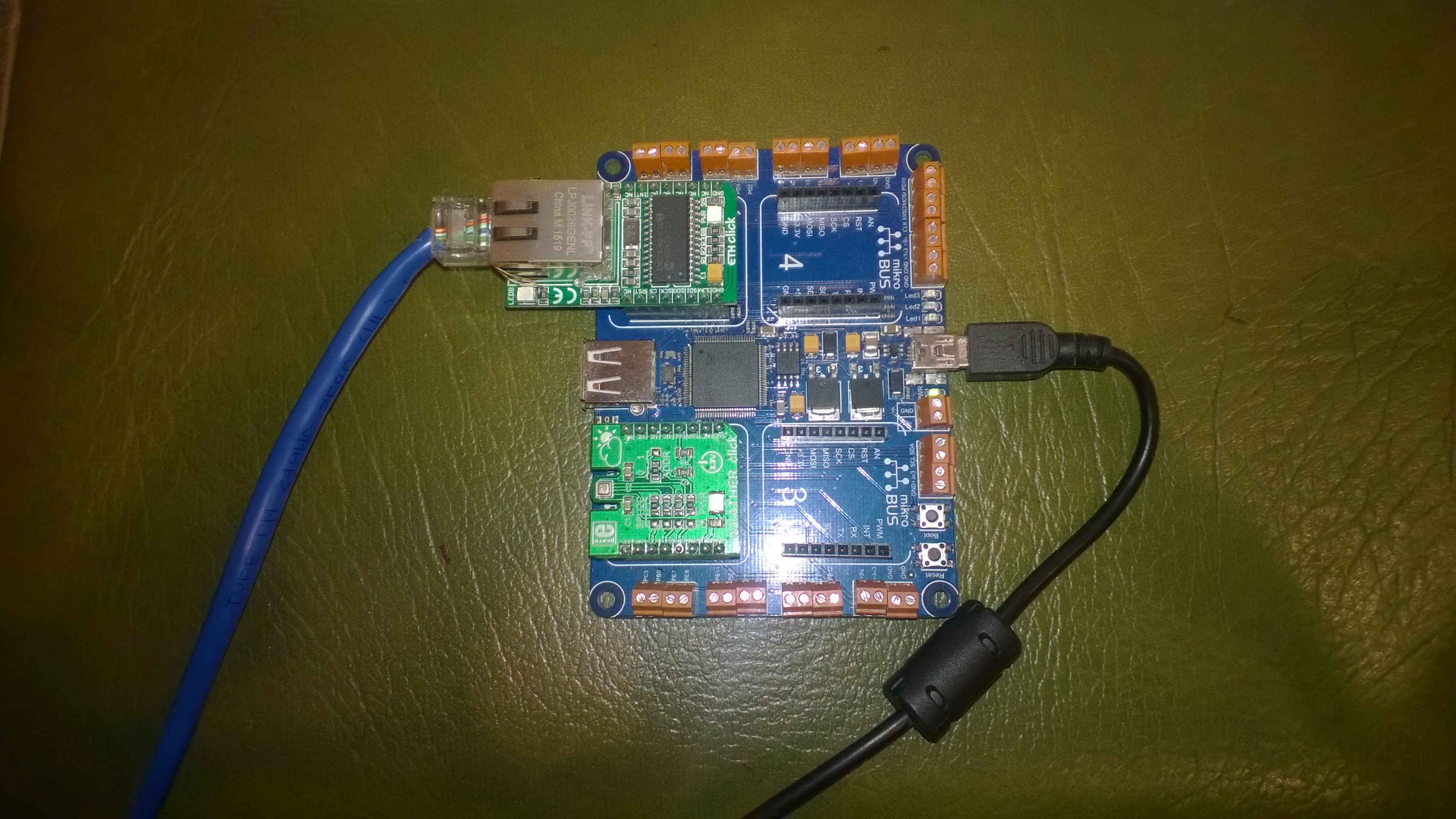 MikrobustNet Quail with Eth and Weather Clicks